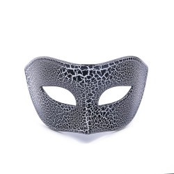 Amadeo Cracked Mask